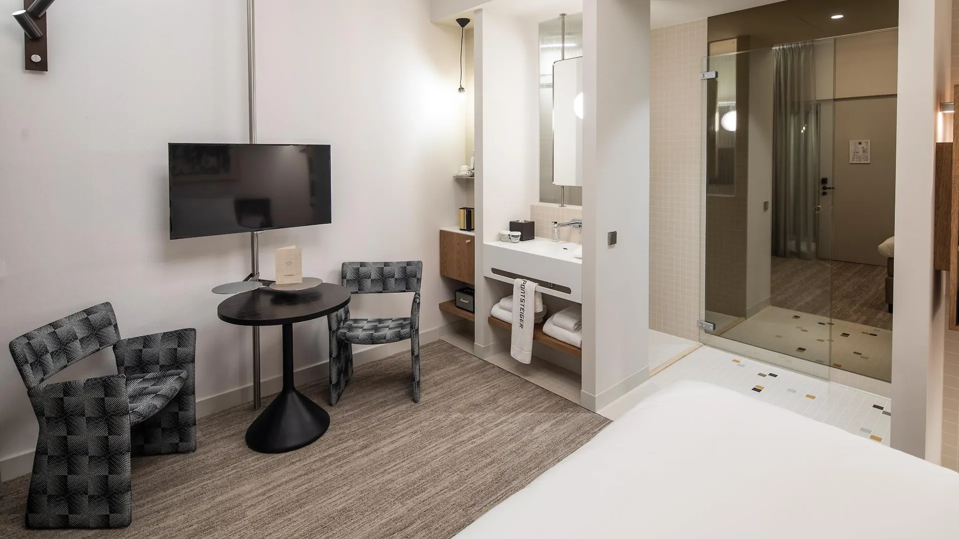Hotel Pontsteiger Amsterdam 4*,  Nederland